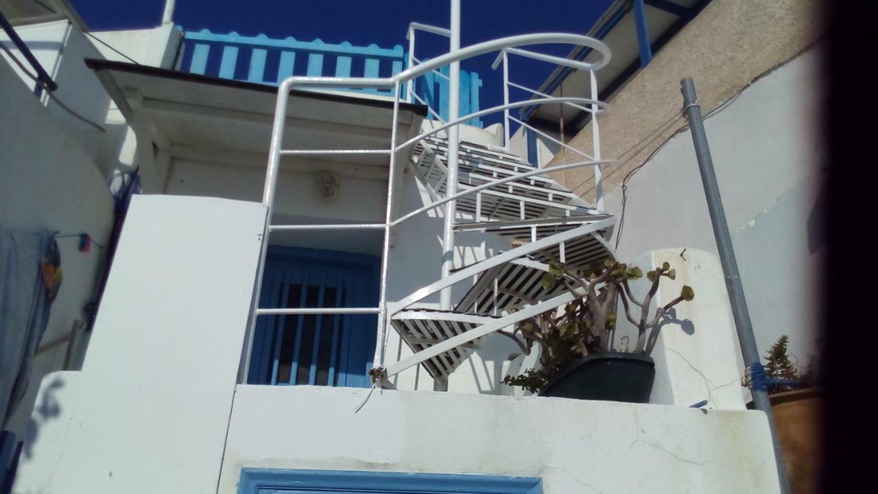 Traditional Renovated House In The Centre Of Anafi Exterior photo